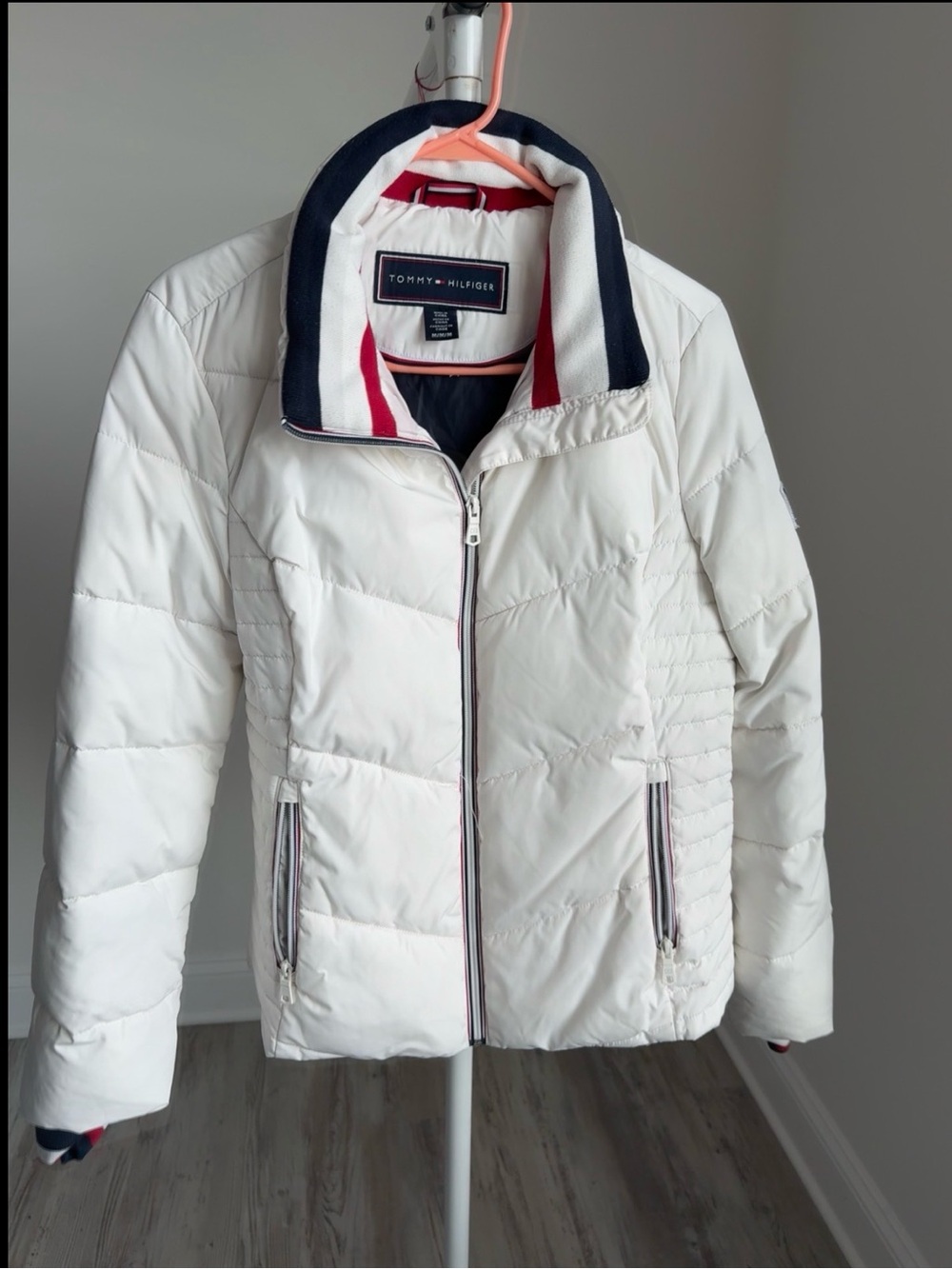 Tommy Hilfiger White Quilted Puffer Jacket with Navy Trim